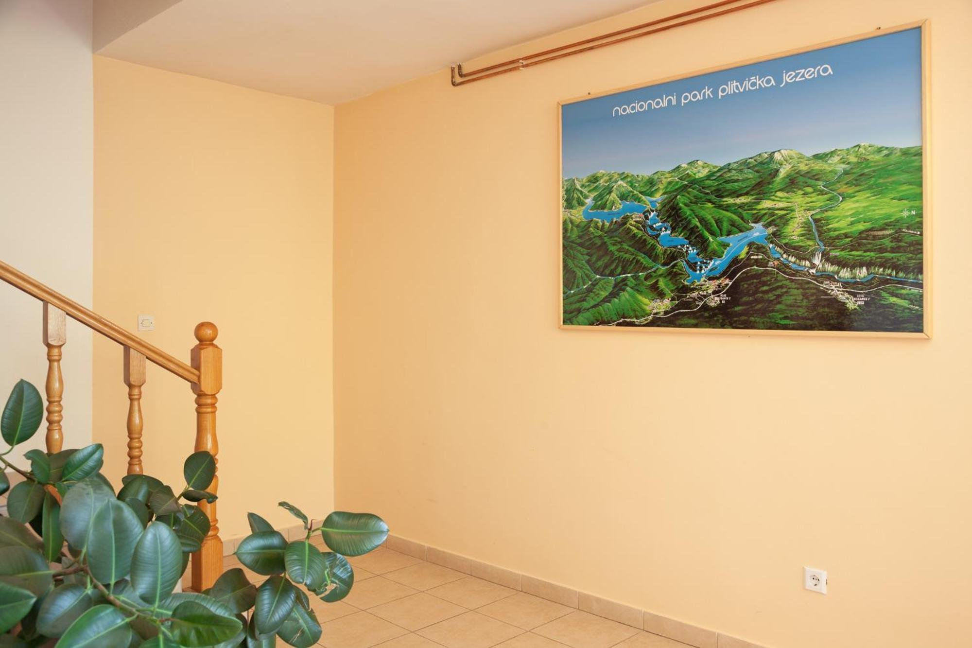 Guesthouse Zafran Smoljanac Ruang foto